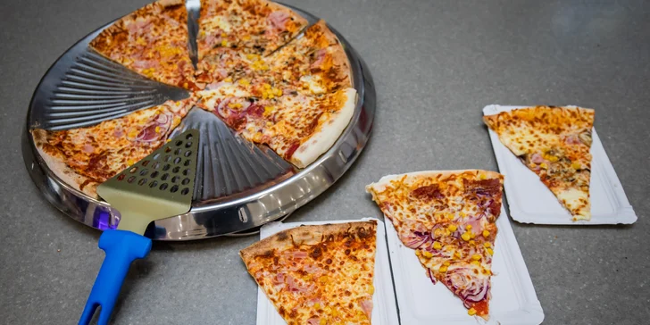 Celá pizza podla vášho výberu v Bongiorno Pizza Italia