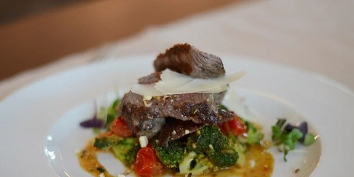 Talianske degustačné menu v exkluzívnej reštaurácii Toscana v DoubleTree by Hilton****