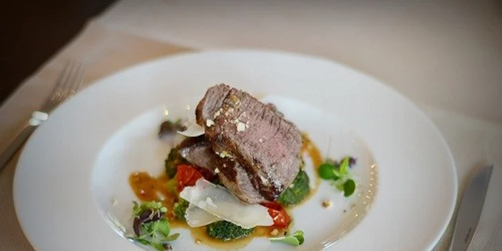 Talianske degustačné menu v exkluzívnej reštaurácii Toscana v DoubleTree by Hilton****