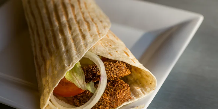 Kebab (box, placka, bageta) alebo falafel už aj v novootvorenej prevádzke OSMAN CITY KEBAP