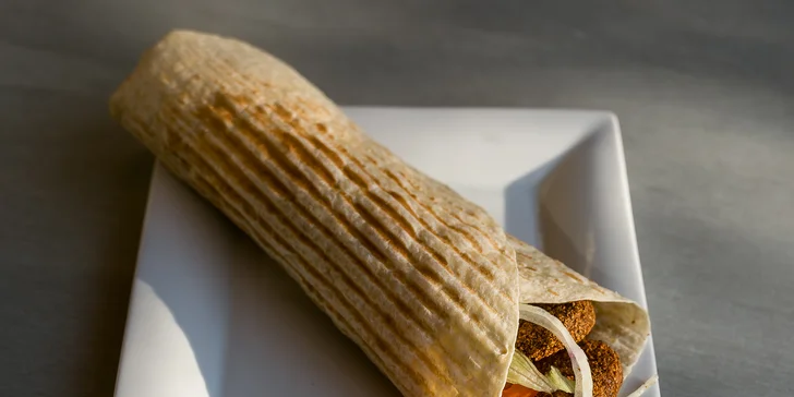 Kebab (box, placka, bageta) alebo falafel už aj v novootvorenej prevádzke OSMAN CITY KEBAP