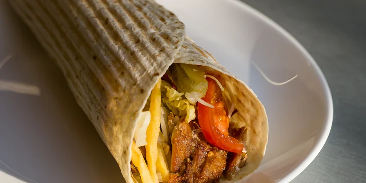 Kebab (box, placka, bageta) alebo falafel už aj v novootvorenej prevádzke OSMAN CITY KEBAP