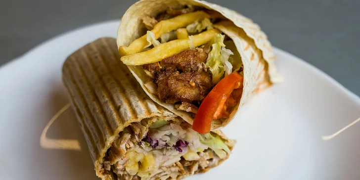 Kebab (box, placka, bageta) alebo falafel už aj v novootvorenej prevádzke OSMAN CITY KEBAP