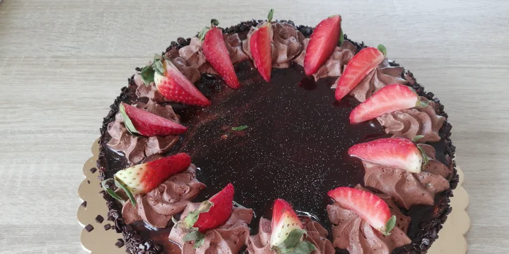 Lahodné zákusky a torty z cukrárne Fajnotka až ku vám domov!