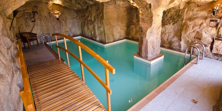 Pobyt v lone kysuckej prírody – 4* hotel Husárik s chutnou polpenziou, neobmedzeným bazénom a fitness