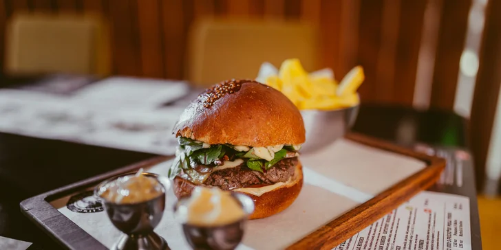 Skvelé Geronimo burger menu a Dallas burger na donášku!