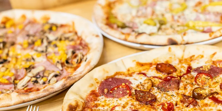 Skoč si po chrumkavú pizzu alebo si ju nechaj doviezť - na výber 10 druhov!