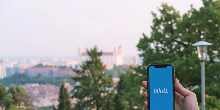 Využite 4 € zľavu na prvú objednávku jedla cez aplikáciu Wolt! Donáška v Bratislave