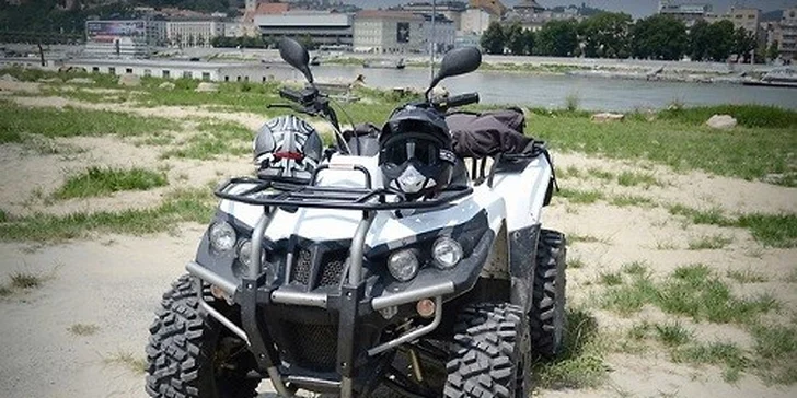 Požičajte si štvorkolku a brázdite letom s kamošmi