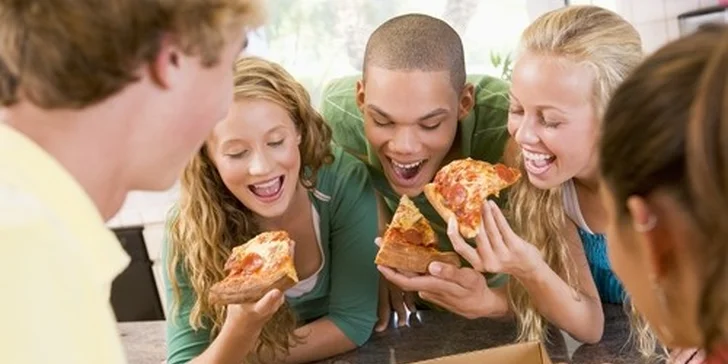 2x Magic pizza s donáškou