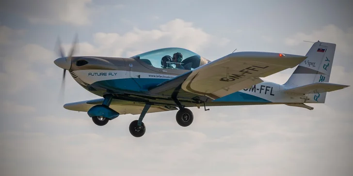 Let lietadlom Viper SD4 alebo Cessna 150 s možnosťou pilotovania