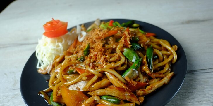 Chutné ázijské rizoto alebo rezance s mäsom podľa výberu či Bun Bo Nam Bo