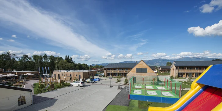 Užite si luxusnú dovolenku v nových apartmánoch s wellness, KIDS zónou a unikátnym 3D bludiskom