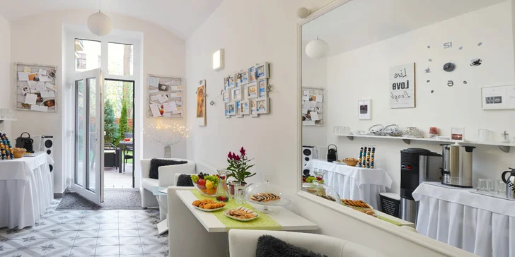 Až 7 nocí v krásnom apartmáne v centre Prahy a plavba po Vltave či večera v krčme