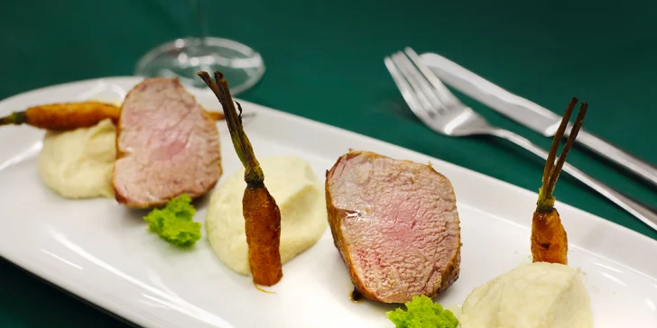 2-chodové kačacie menu alebo otvorený voucher v reštaurácii Nostalgia
