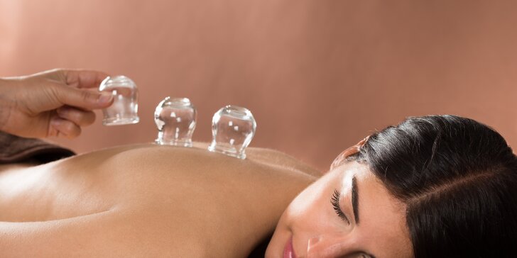 Bankovanie, klasická alebo aromatická masáž pre váš zdravý chrbát