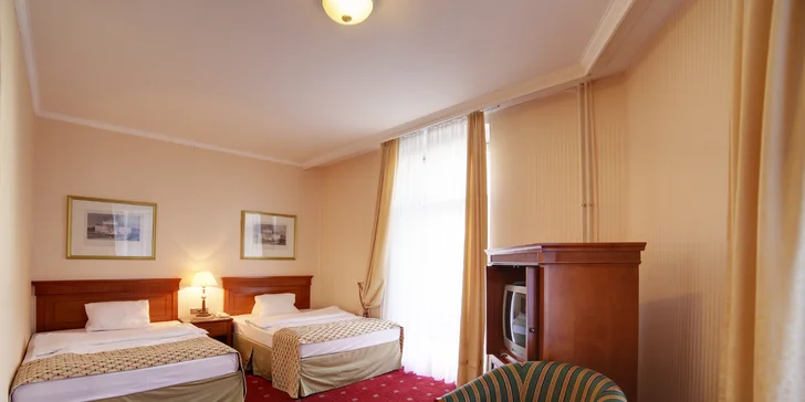 Nezabudnuteľný pobyt v Karlových Varoch: kúpeľný hotel s plnou penziou a procedúrami