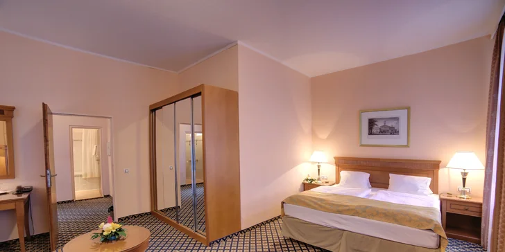 Nezabudnuteľný pobyt v Karlových Varoch: kúpeľný hotel s plnou penziou a procedúrami
