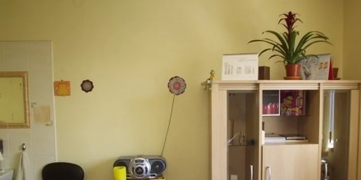 6 eur za kozmetickú masáž tváre v salóne MIA. Vaša pleť sa rozžiari, napne a zjemnia sa vrásky. Pleť krásna a zdravá, so zľavou 62%!