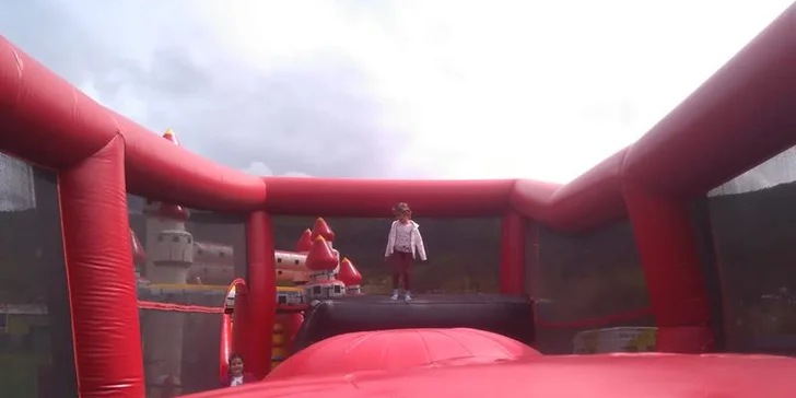 Celodenný prenájom zábavných atrakcií na detské oslavy či teambuildingy - 1+1 grátis!