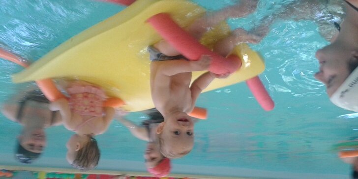 Kurz plávania mamičiek s bábätkami