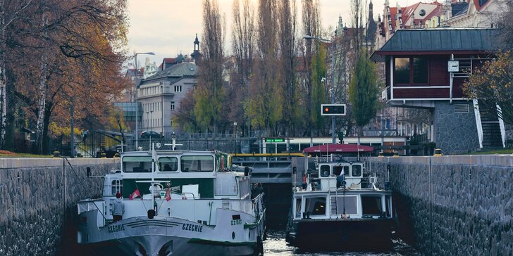 Námorníci, hurá na Vltavu: vyhliadkové plavby pre deti a dospelých aj s rautom