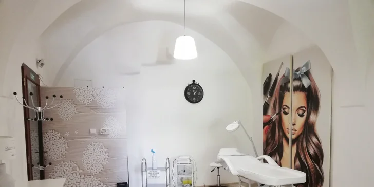 Kompletné hĺbkové čistenie pleti alebo revolučná laminácia obočia