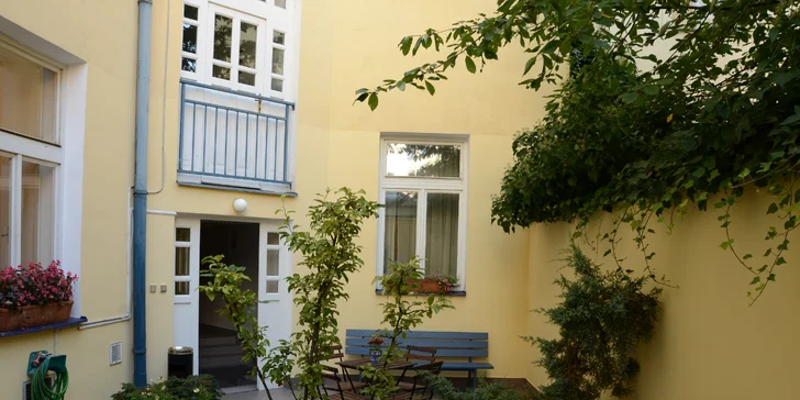 Královské Vinohrady až pre 6 osôb: moderný apartmán s kuchynkou, raňajky a vstup do sauny v cene