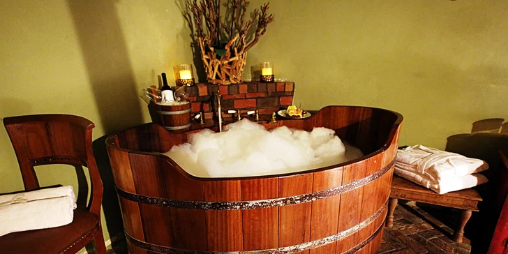 4 * pobyt v centre Prahy pre pár aj rodinu: luxusné izby, chutné jedlo, wellness procedúry aj vstupenky do Zoo