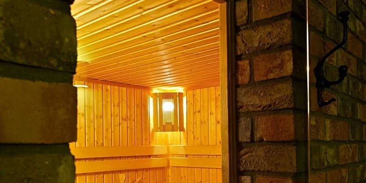 4 * pobyt v centre Prahy pre pár aj rodinu: luxusné izby, chutné jedlo, wellness procedúry aj vstupenky do Zoo