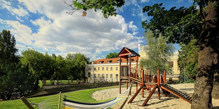 Romantický pobyt so zámockými raňajkami, 4-chodovou večerou i wellness v hoteli Chateau St. Havel****