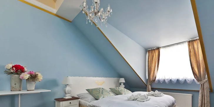 Romantický pobyt v srdci Prahy: elegantný apartmán s raňajkami a večerou