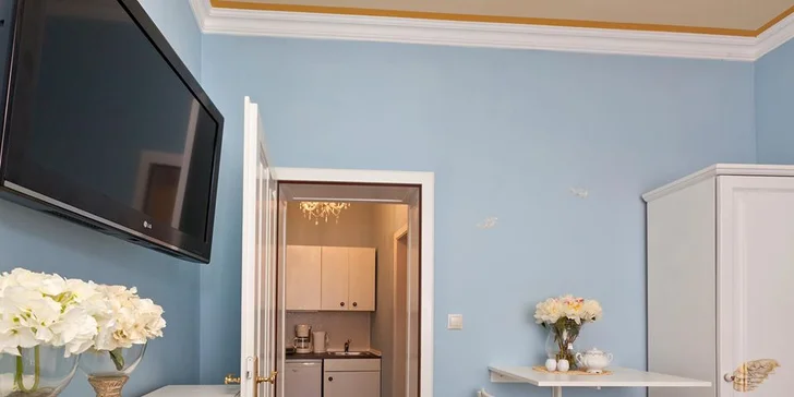 Romantický pobyt v srdci Prahy: elegantný apartmán s raňajkami a večerou