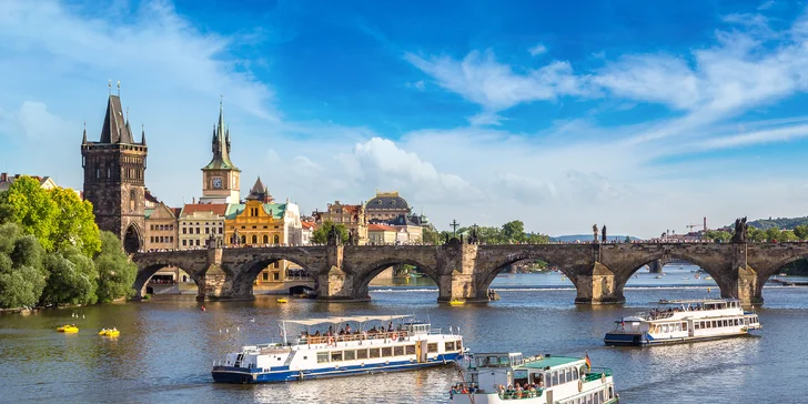 Romantický pobyt v srdci Prahy: elegantný apartmán s raňajkami a večerou