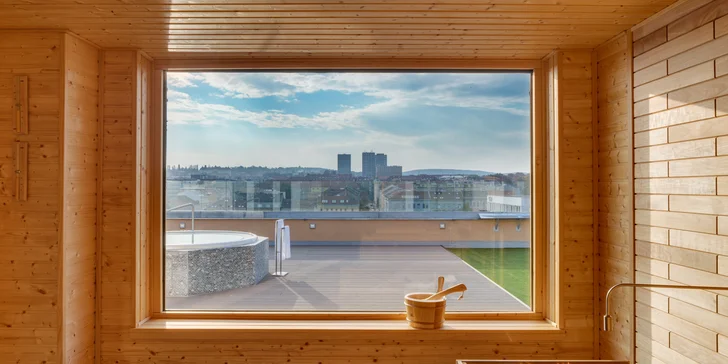 4* hotel v Brne: raňajky, večera a strešné wellness