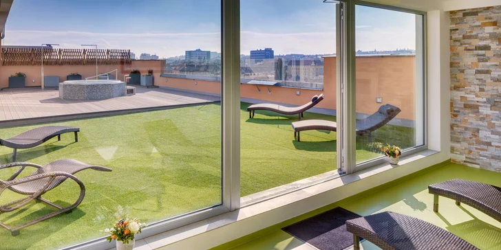 4* hotel v Brne: raňajky, večera a strešné wellness