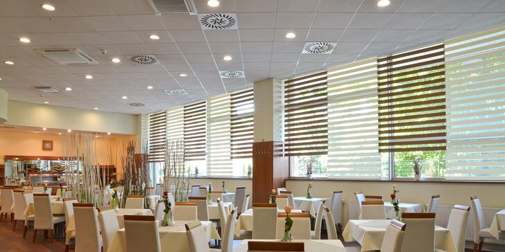4* hotel v Brne: raňajky, večera a strešné wellness