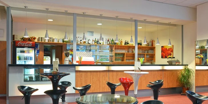 4* hotel v Brne: raňajky, večera a strešné wellness