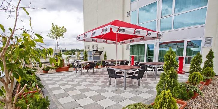4* hotel v Brne: raňajky, večera a strešné wellness