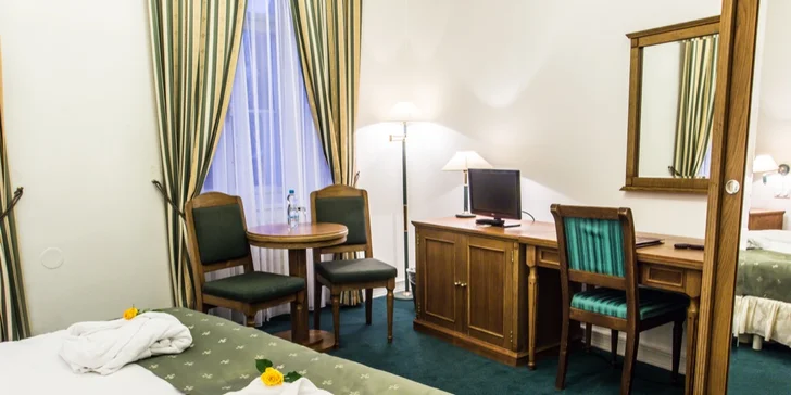 Romantický pobyt v centre Českého Krumlova: elegantné izby a špičková gastronómia