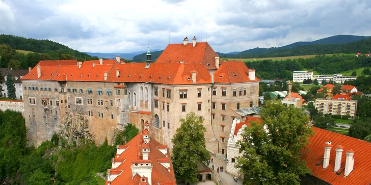 Romantický pobyt v centre Českého Krumlova: elegantné izby a špičková gastronómia