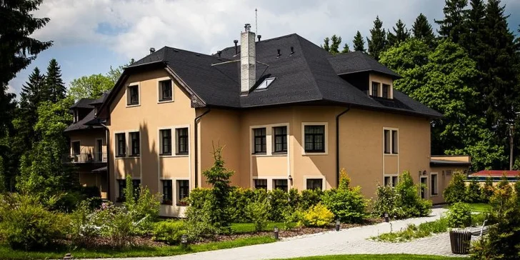Oddychový pobyt v Mariánských Lázňach: jedlo, wellness a zľavy na procedúry