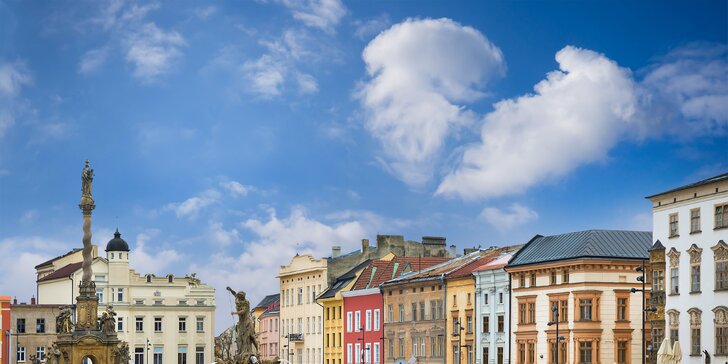 Olomouc, Hrad Bouzov a loštické tvarôžky : 1-dňový zájazd