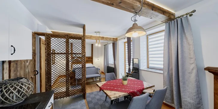 Pobyt v industriálnom apartmánovom hoteli s nádychom tradície priamo v centre mesta Zakopané