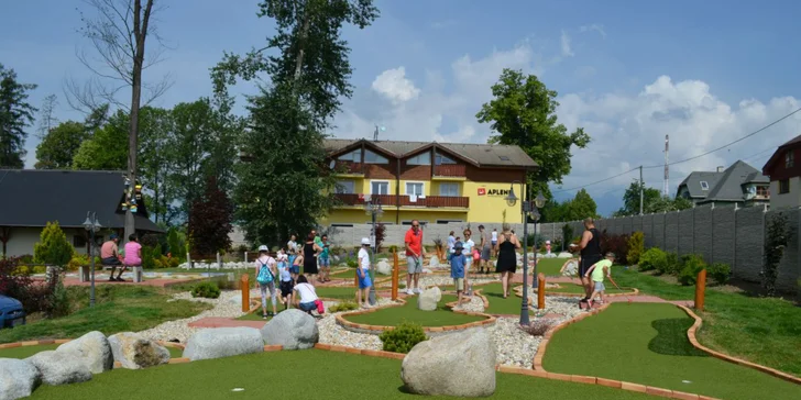 Zábava pri ADVENTURE GOLFE vo Vysokých Tatrách