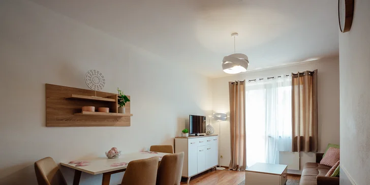 Pobyt na Donovaloch v Apartmánovom dome Kamzík, 200 m od Donovalkova