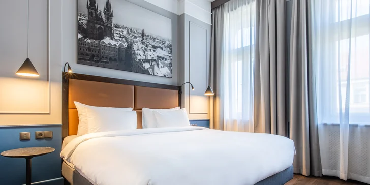 Moderný 5* hotel v secesnej budove blízko Václavského námestia: raňajky a kredit na služby