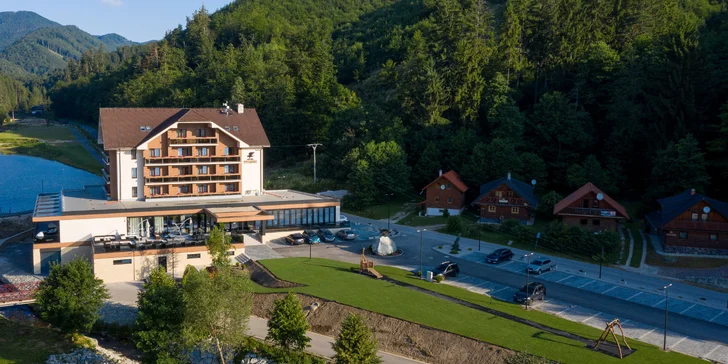 Luxusný, novozrekonštruovaný Hotel Impozant**** so špičkovým wellness, animáciami a športami vo Valčianskej doline