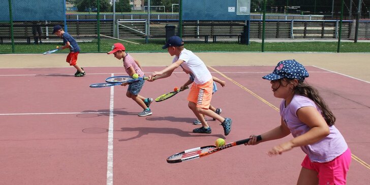 Leto plné zábavy a športu: detské tenisové tréningy 3+1 ZADARMO!