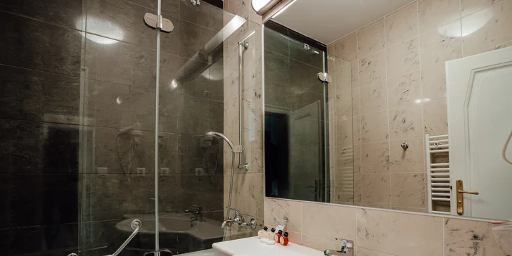 Hotel Sandor Pavillon**** v centre kúpeľného mestečka Piešťany: wellness pobyt s polpenziou